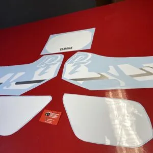 KIT AUTOCOLANTES YAMAHA DTR 125 RÉPLICA ORIGINAIS - BRANCO E CINZENTOS