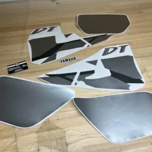 KIT AUTOCOLANTES YAMAHA DTR 125 RÉPLICA ORIGINAIS - CINZENTOS