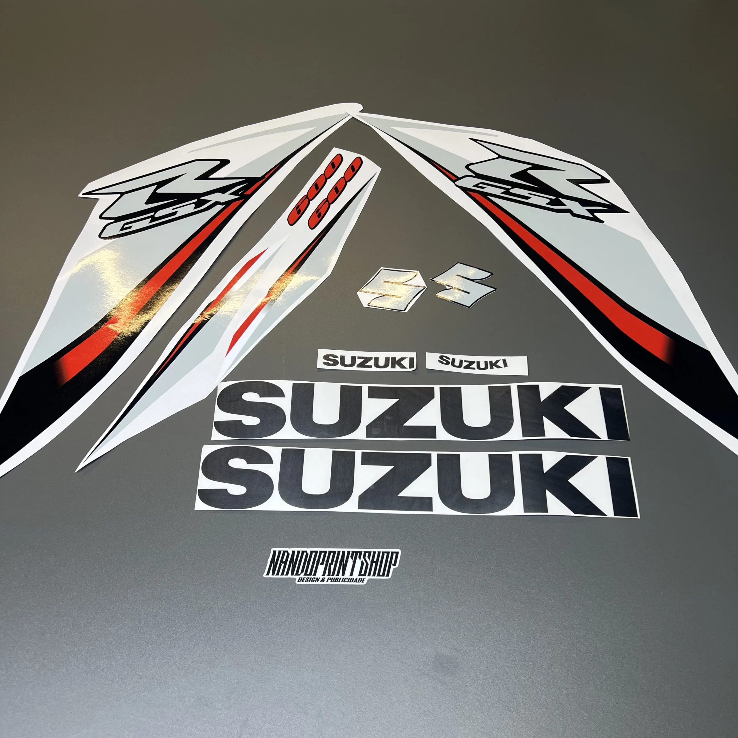 KIT AUTOCOLANTES SUZUKI GSXR 600 K9