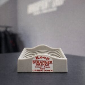 SUPORTE PARA BASES DE COPOS - STRANGER THINGS