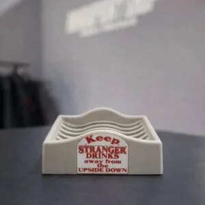 SUPORTE PARA BASES DE COPOS - STRANGER THINGS